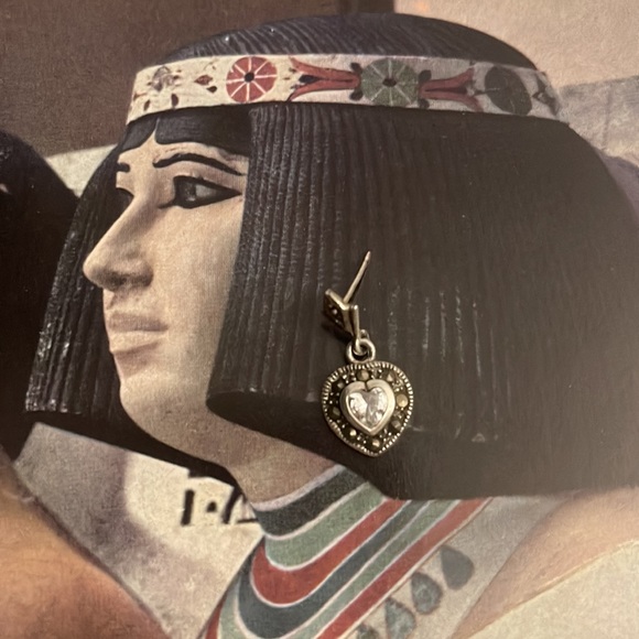 Sterling Silver cubic zirconia hematite heart earrings - Picture 8 of 8